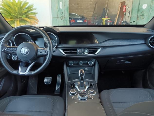 Alfa Romeo Stelvio 2.2 Turbodiesel 190 CV AT8 Q4 Business - Foto 6