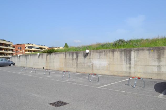 Garage / Posto Auto in affitto a Roma