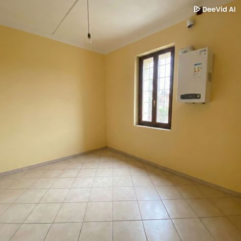 INCREDIBILE OPPORTUNITA`IMMOBILIARE: ELEGANTE APPARTAMENTO AL PIANO TERRA - Foto 9