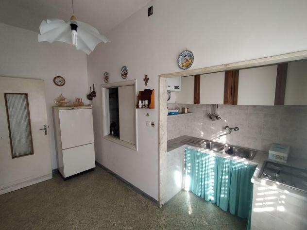 Porzione di casa in vendita a Massa 130 mq Rif: 1326148