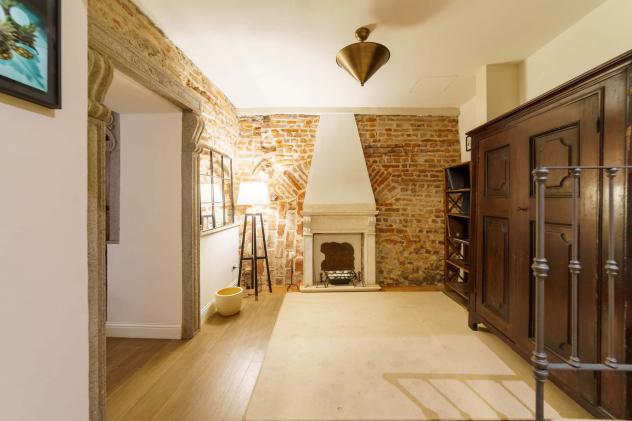 Appartamento in Via Stampa, Milano di 174 m² con 2 camere
