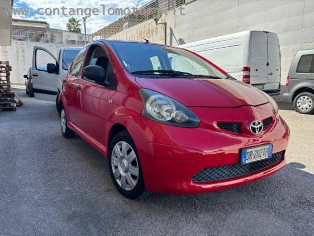 TOYOTA Aygo 1.0 12V VVT-i 5 porte rif. 24105185 - Foto 2