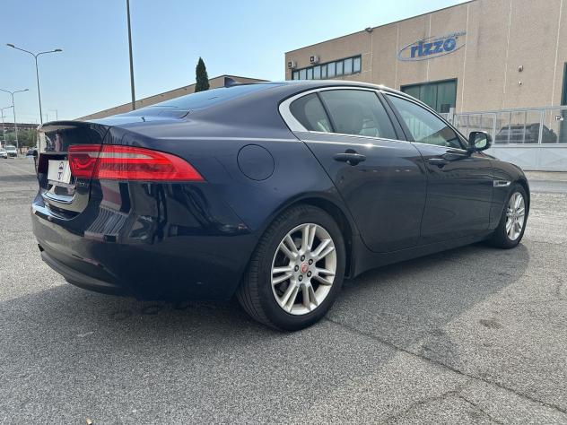 Jaguar XE XE 2.0d Prestige Business edition 180cv - Foto 6