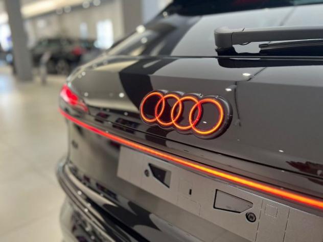 AUDI Q3 Sportback TDI 110 kW S tronic S Line Edition rif. 23978998 - Foto 9