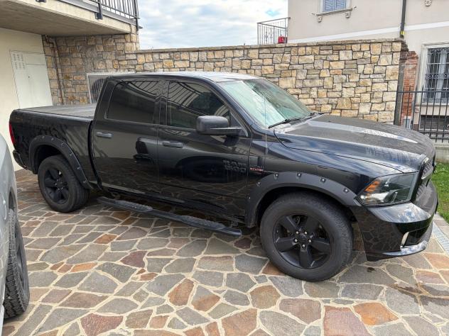 Dodge RAM 1500 HEMI 5.7 V8 - Foto 3