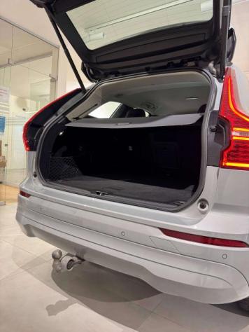 Volvo XC60 B4 (D) Core AWD-Mild Hybrid- UNICO PROPRIETARIO-Iva Deducibile-GANCIO TRAINO - Foto 9