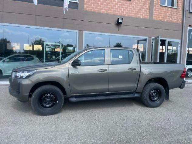 TOYOTA Hilux 2.4 D-4D A/T 4WD 4 porte Double Cab Comfort rif. 21991217 - Foto 3