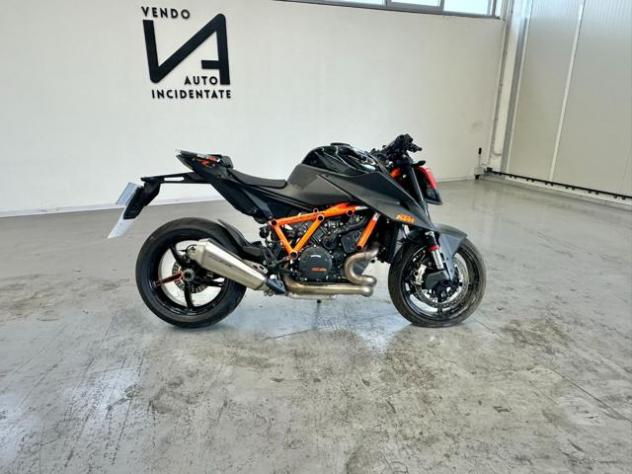 KTM 1290 Super Duke R 180CV rif. 24088259 - Foto 8