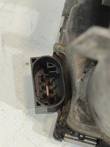 CORPO FARFALLATO VOLVO V70 3° Serie 8692720 D5244T4 diesel 2401 (0716) - Foto 5