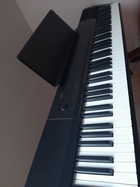Pianoforte digitale Casio con tasti pesati. - Foto 4