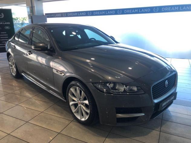 JAGUAR XF 2ª serie (X260) XF 2.0 D 180 CV aut. R-Sport