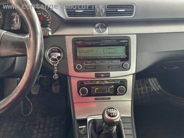 VOLKSWAGEN Passat 1.6 TDI BlueMotion Tech. rif. 24105169 - Foto 6