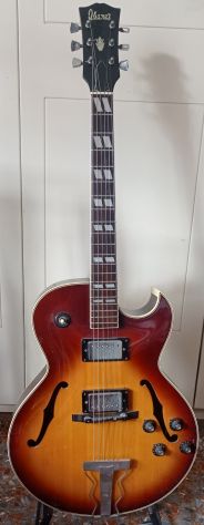 Lezioni insegnante chitarra e basso