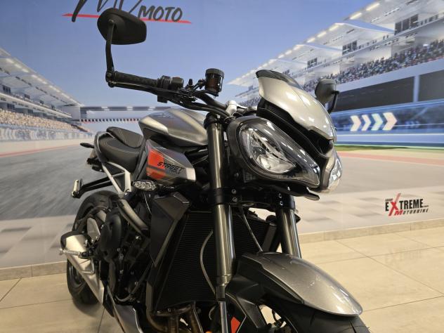 Triumph Street Triple RS - 03/2023 -Km 28700 - Foto 10
