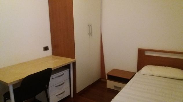 AFFITTO DUE STANZE CENTRO TN - Foto 4