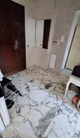 ARCO DI TRAVERTINO BILOCALE ARREDATO CON BALCONE - Foto 3