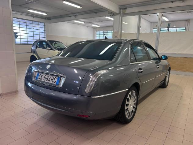 Lancia Thesis 2.4 JTD 20V Emblema - Foto 4