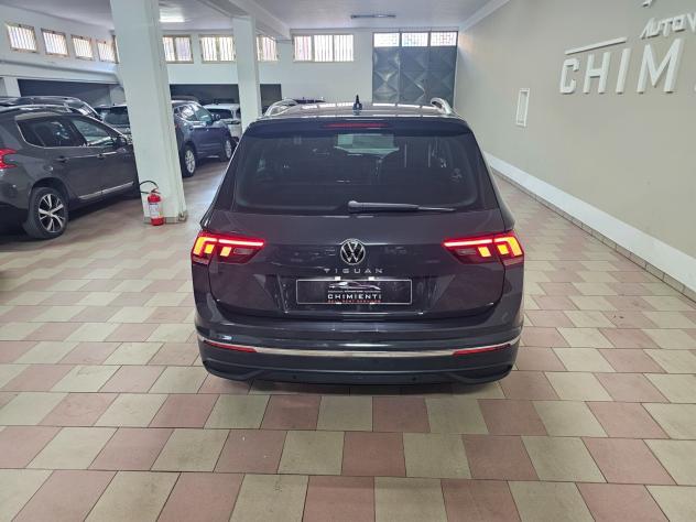 Volkswagen Tiguan 2.0 TDI 150 CV SCR DSG Life - Foto 10