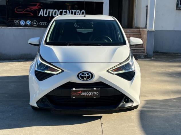 TOYOTA Aygo Connect 1.0 VVT-i 72 CV x-play MMT PREZZO REALE! rif. 24194650 - Foto 2