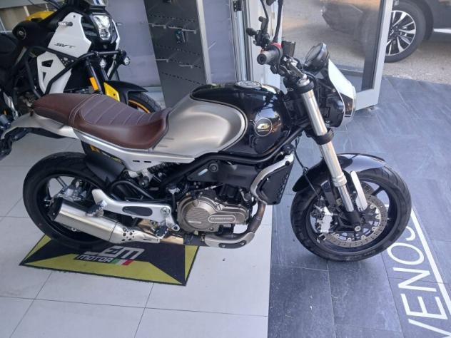 QJ Motor SRV 550 - Foto 3