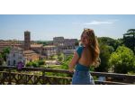 English-Speaking Hosts Wanted in Rome