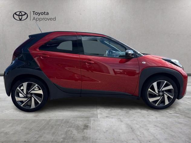 Toyota Aygo X 1.0B (72 CV) Lounge - Foto 4