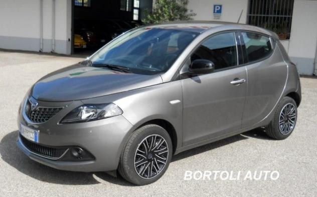 LANCIA Ypsilon 1.0 FIREFLY 27.000 KM HYBRID GOLD rif. 23668950