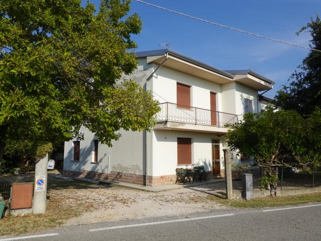 San Benedetto Po vendesi casa indipendente 8 vani 250 Mq - Foto 2