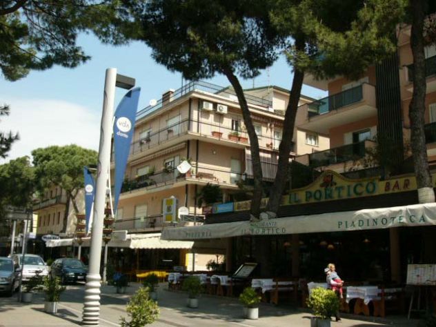 Riccione vicinissimo al mare appartamento bilocale estivo