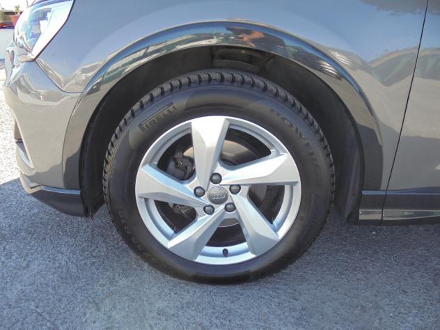 Audi Q3 35 TDI S tronic Business Advanced - Foto 8
