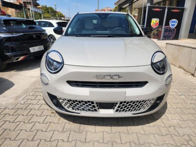 FIAT 600 Hybrid 100 CV DCT MHEV La Prima rif. 23818987 - Foto 2