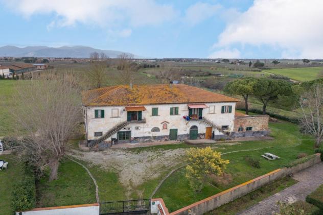 Colonica in vendita a Ceppaiano - Crespina Lorenzana 1000 mq Rif: 1241559