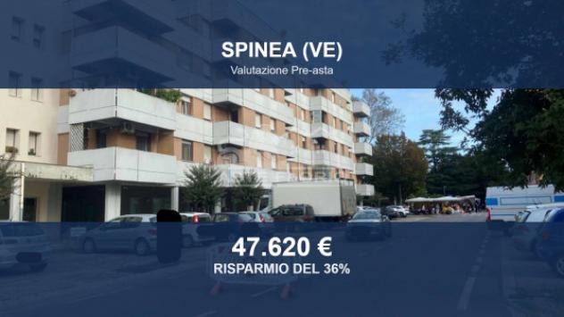 Immobile in asta di 55 m², box auto in vendita a Spinea