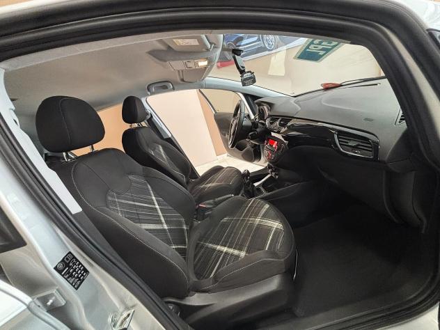 Opel Corsa 1.4 90CV GPL ** perfette condizioni ** - Foto 8