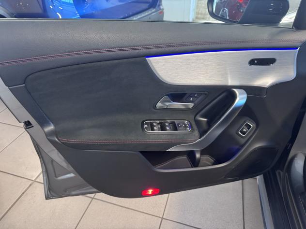 Mercedes-Benz CLA 180 d Automatic Premium - Foto 6