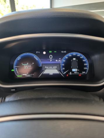 Toyota Corolla Cross 1.8 Hybrid 140 CV E-CVT Trend - Foto 10