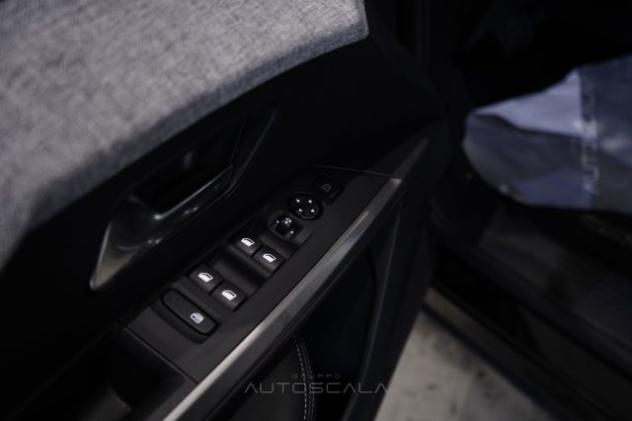 PEUGEOT 5008 1.2 Hybrid 136cv e-DCS6 Allure rif. 23761615 - Foto 7