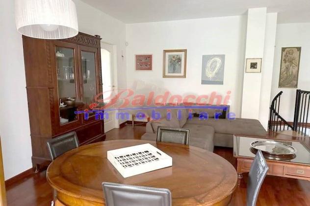Esclusivo Piano Terra con Giardino Privato e Taverna – Zona Viale Italia, Fano - Foto 12