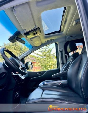 HYUNDAI Staria 2.2 AT Signature 4WD 7 posti rif. 21376106