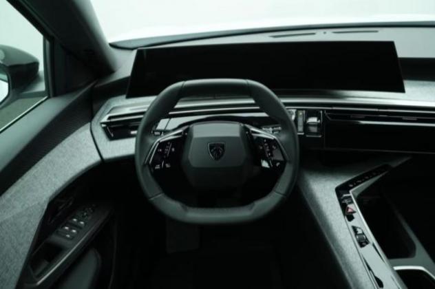 PEUGEOT 3008 Hybrid 145 e-DCS6 Allure rif. 23188914 - Foto 5
