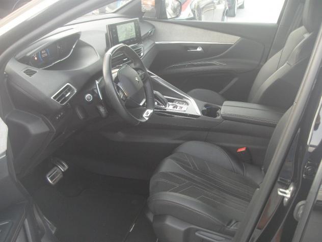 Peugeot 3008 BlueHDi 130 S&S EAT8 GT Pack - Foto 8