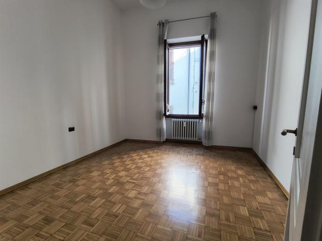 MONZA CENTRO Appartamento quadrilocale con posto auto - Foto 6