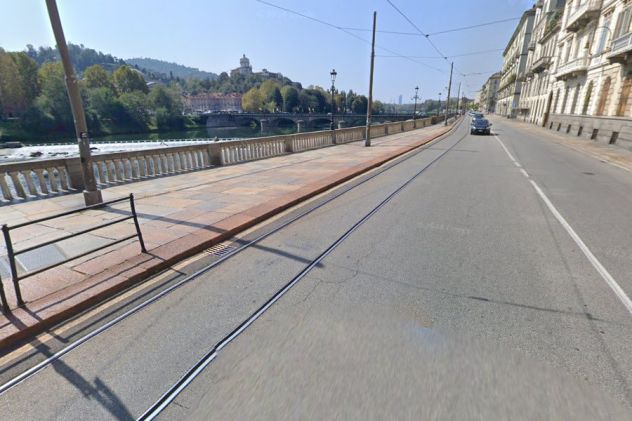 VIA NAPIONE NEL CUORE DI TORINO QUADRILOCALE RISTRUTTURATO - Foto 2