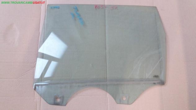 SCENDENTE porta POST.S. VOLKSWAGEN TOUAREG (7L) 999-U43419 Vetri e Retrovisori  Cristalli  Cristalli porte  Cristal VOLKSWAGEN - TOUAREG - 01-12-2002