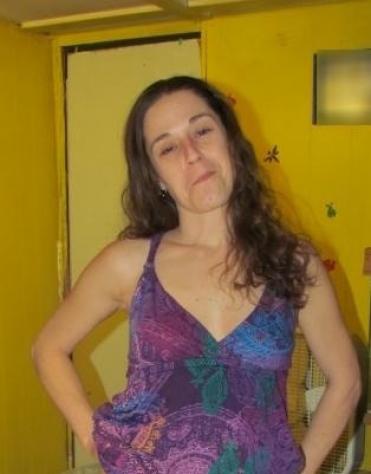 Vane_32: 34 anni. Occhi Marroni.In cerca di uomo vicino a Lucca Tel: