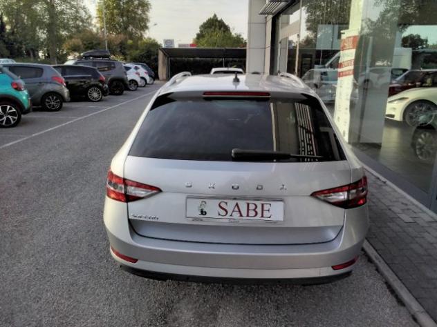SKODA Superb 2.0 TDI EVO 150 CV SCR DSG Wagon Executive rif. 24193846 - Foto 10