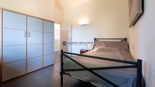 PRELATO: Un gioiello a fano, zona prelato: villa con anima e lusso contemporaneo.
in località prelato di fano, in una delle zone collinari più esclusi - Foto 13