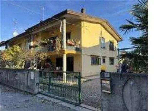 Immobile in asta di 157 m² con più di 5 locali in vendita a Visco - Foto 2