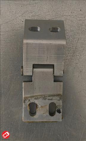 01100701 CERNIERA PORTELLONE POSTERIORE BELLIER JADE
