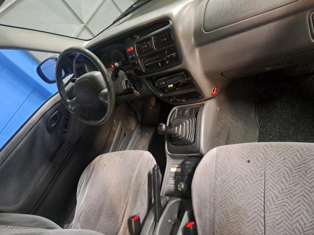 Suzuki Grand Vitara 1.6i 16V cat 3 porte - Foto 5